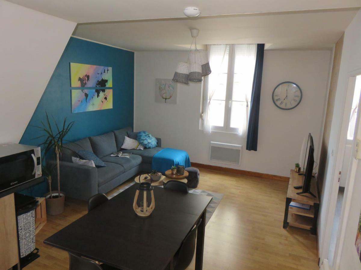 Grand Appartement Chaleureux Thouars Ngoại thất bức ảnh